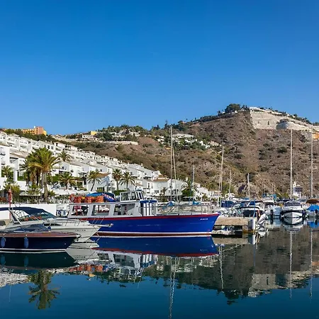 Con Vistas Y Garaje En Marina Del